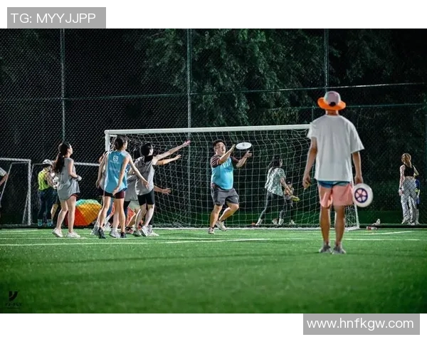 广州飞盘队如何通过团队协作变革提升竞技水平与团队凝聚力 广州飞盘队如何通过团队协作变革提升竞技水平与团队凝聚力