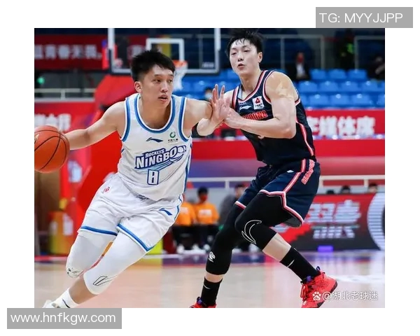 深圳排球队以75分领跑奥运会积分榜展现强劲实力