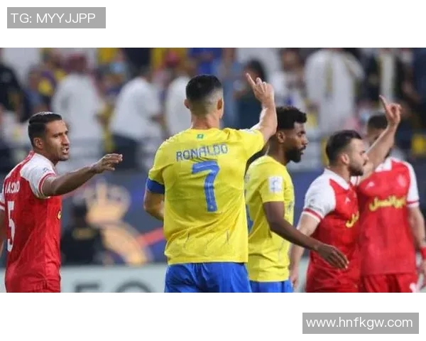 足球明星卷入诈骗事件视频曝光引发舆论热议与社会关注